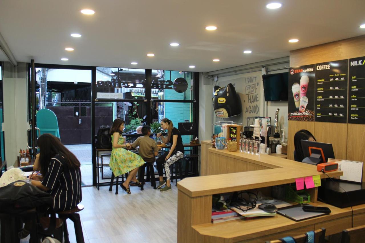 Enjoy House Hostel Chiang Mai Exterior photo